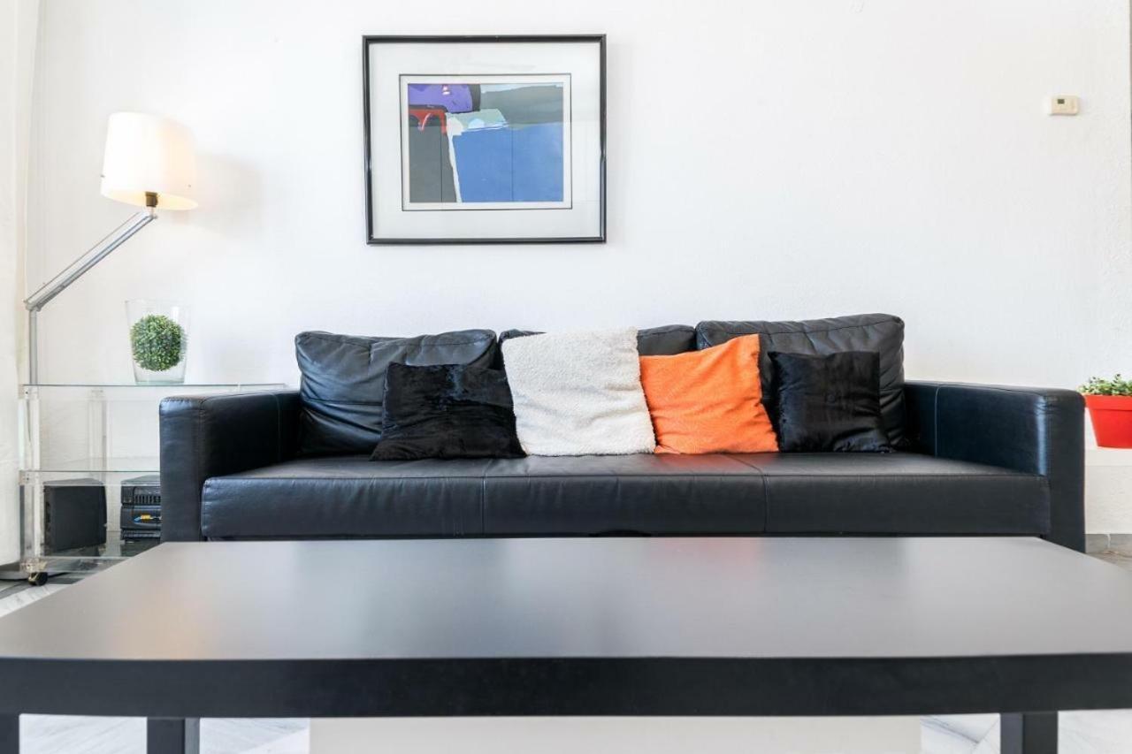 Lovely Suite With River Views And Parking Malaga Exterior photo